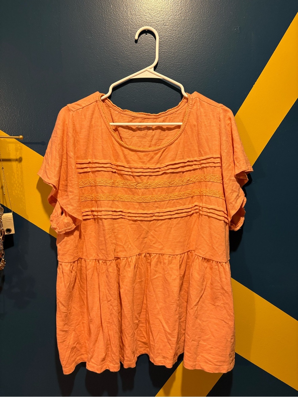 Canyon Retreat Coral Short Sleeve Flowy Blouse EUC